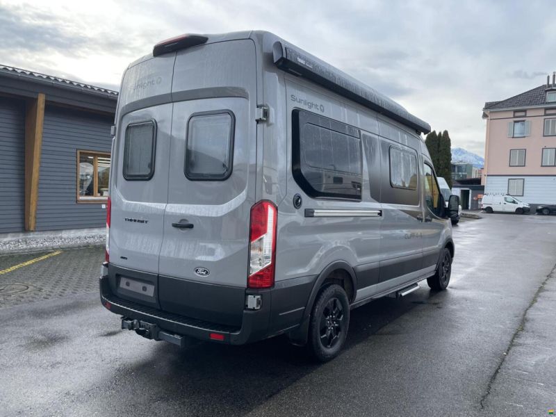 Sunlight Cliff 4x4 590