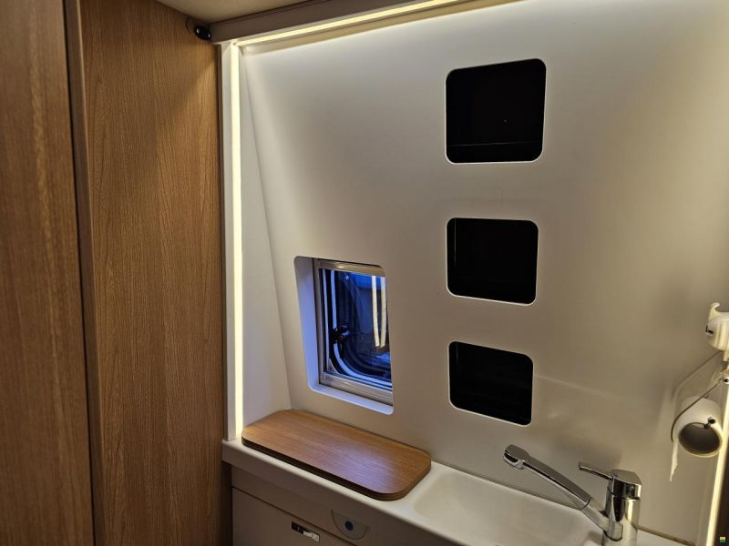 Weinsberg Fiat Ducato Knaus Cara Bus R47