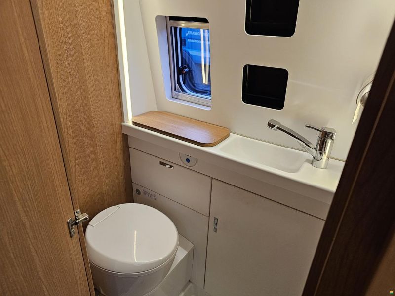 Weinsberg Fiat Ducato Knaus Cara Bus R47