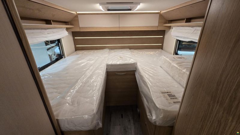 LMC Cruiser T 662 G - MJ2025