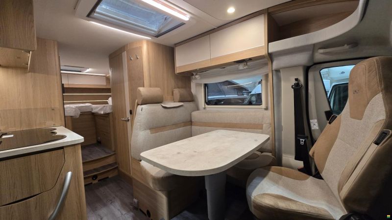 LMC Cruiser T 662 G - MJ2025