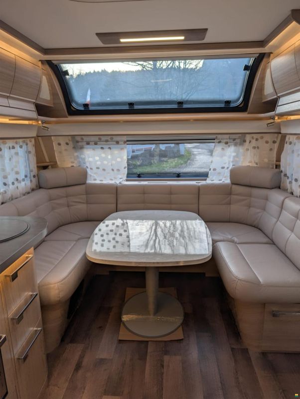 Kabe Royal 560 GLE KS