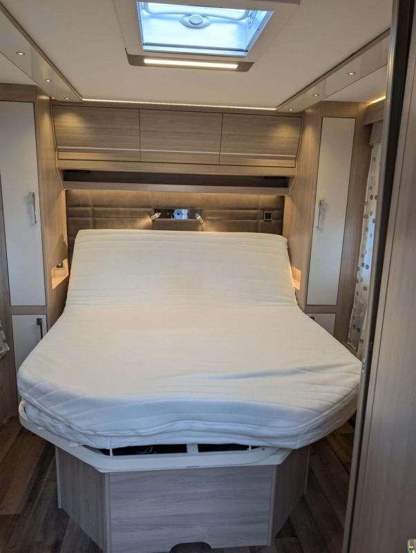 Kabe Royal 560 GLE KS