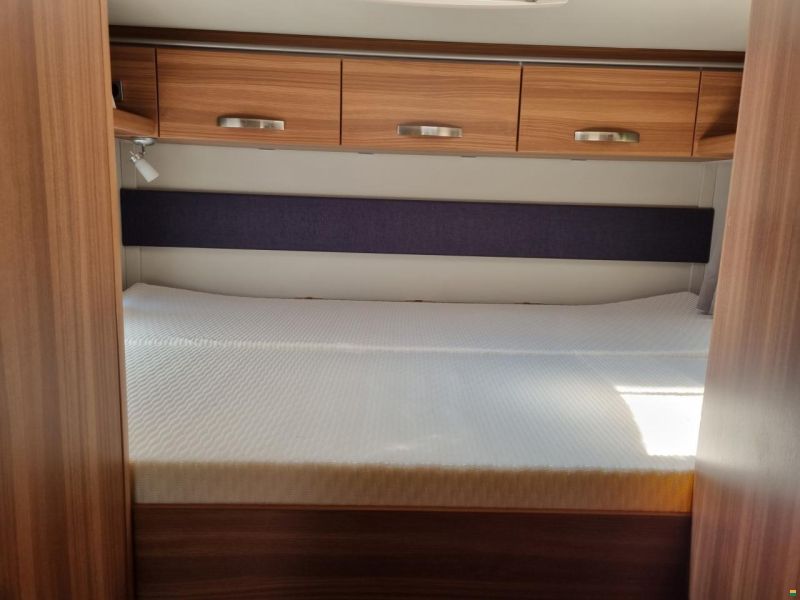 Weinsberg CaraHome 700DG