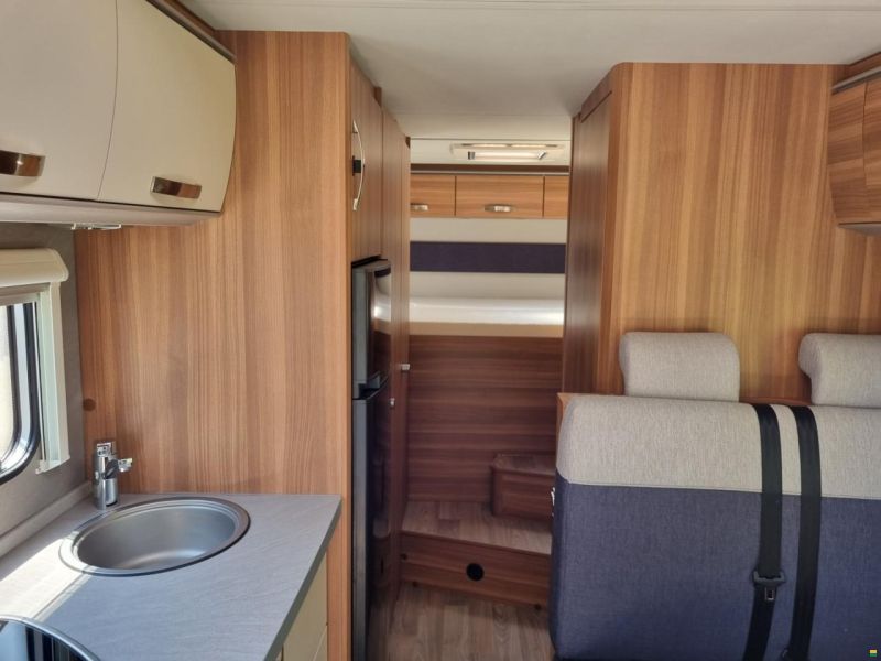 Weinsberg CaraHome 700DG