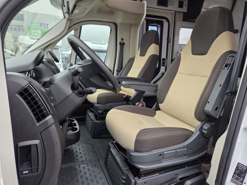 Forster-Reisemobile T 669 EB