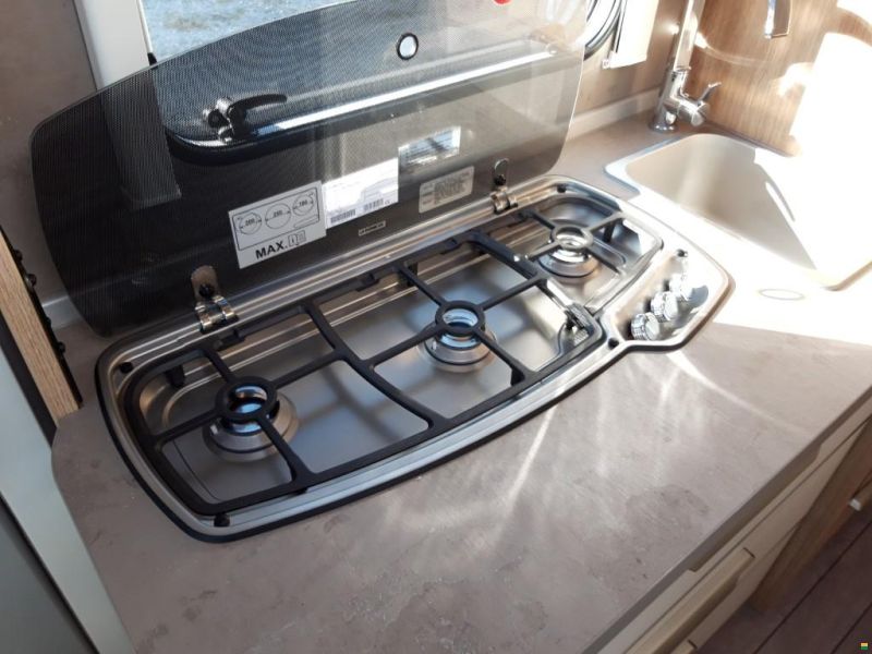 Knaus Sky TI 650 MEG