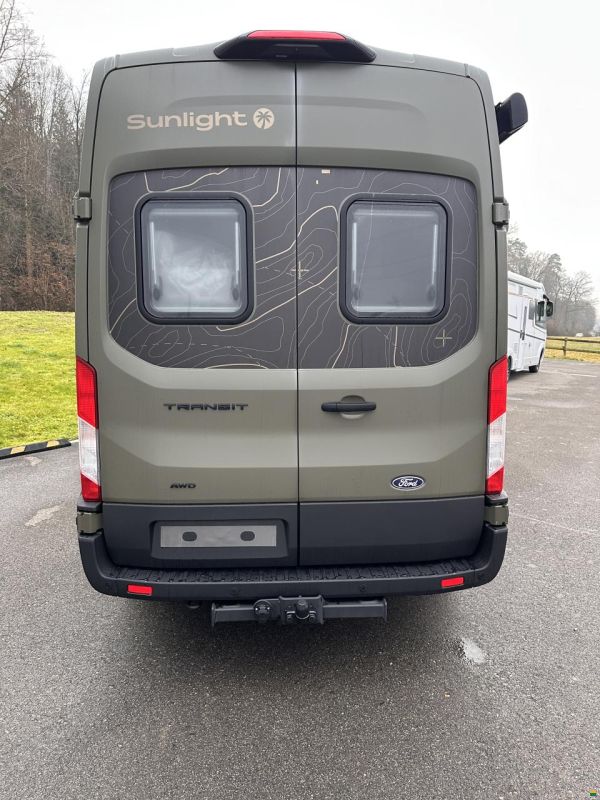 Sunlight Cliff 590 4x4