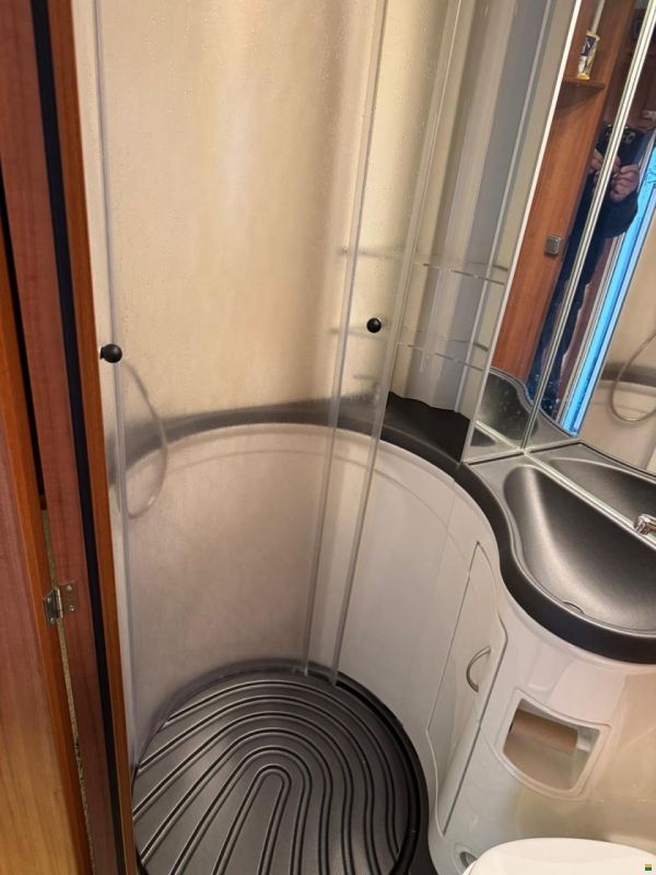 Eura Mobil Activa Style 770EB