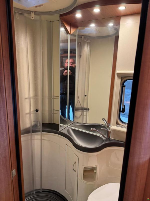 Eura Mobil Activa Style 770EB