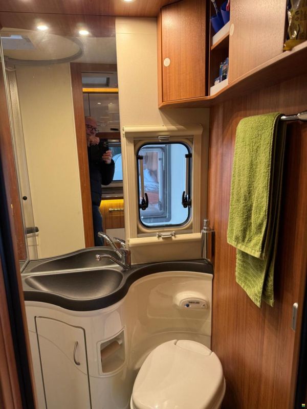 Eura Mobil Activa Style 770EB