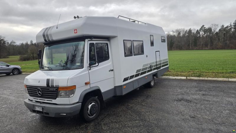 Mercedes Vario 512