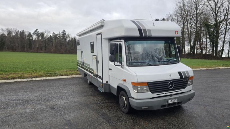 Mercedes Vario 512