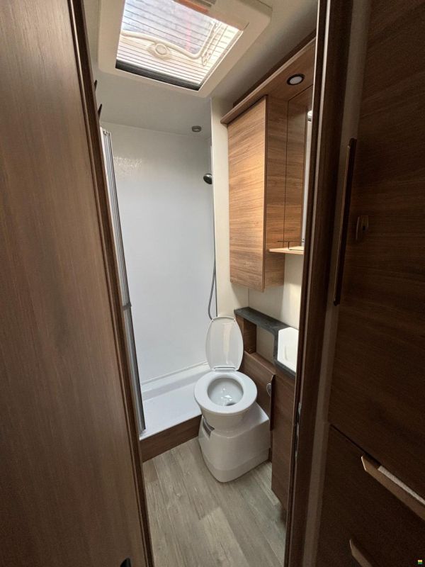 Pilote Essentiel P726