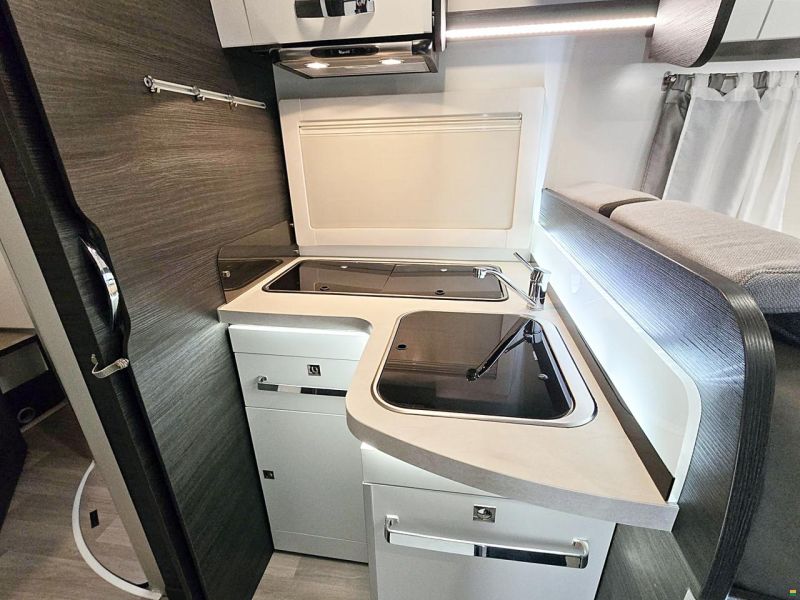 Benimar MILEO 296 DESIGN 2.3 MJ 160