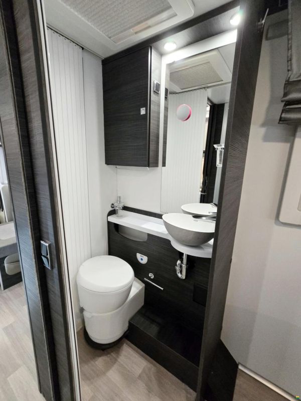 Benimar MILEO 296 DESIGN 2.3 MJ 160