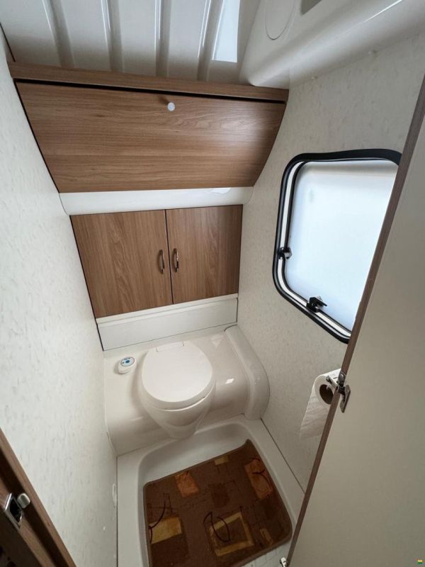 Hobby De Luxe 400 Sfe