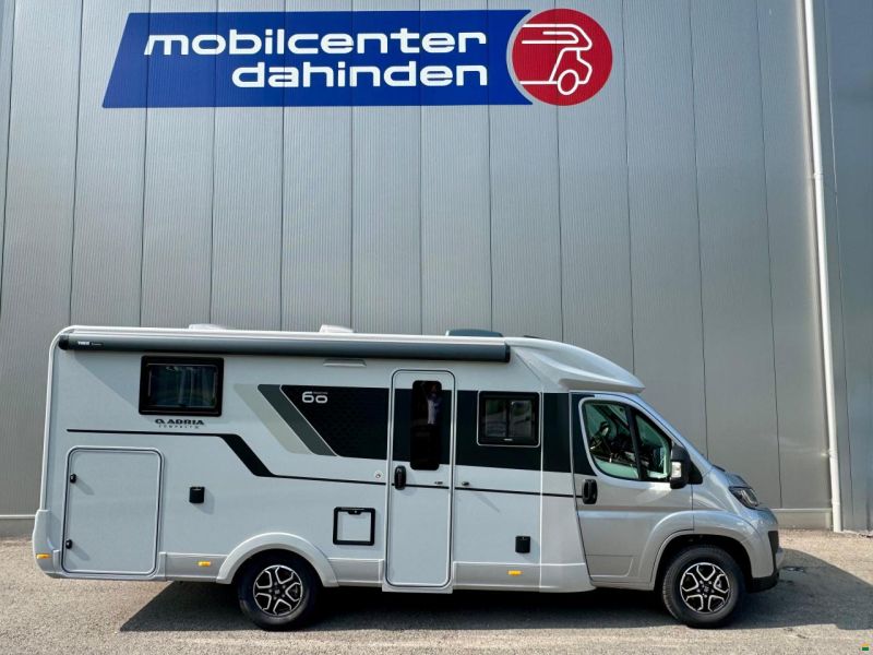 Adria Compact DL 60 Y Selection