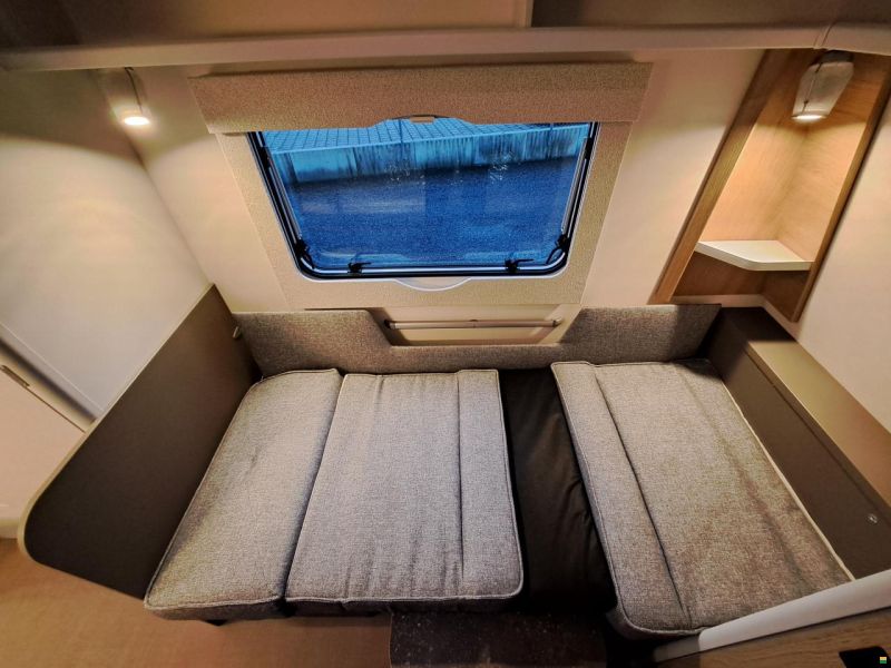 Bürstner Averso Plus 510 TK B66