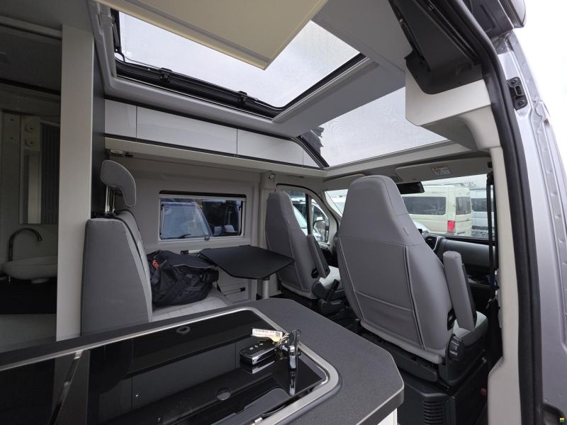 Adria Twin suprême 600SX