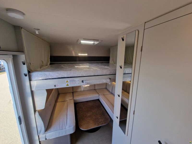 Bürstner Averso Plus 520 TK B66