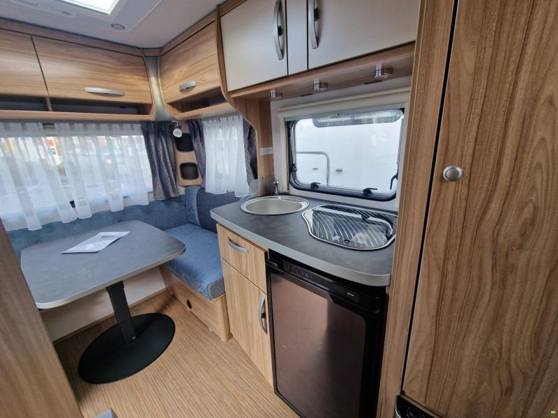 Eriba Nova Light 470