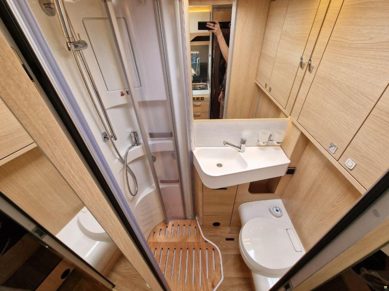 Hymer BMCT 600 White Line