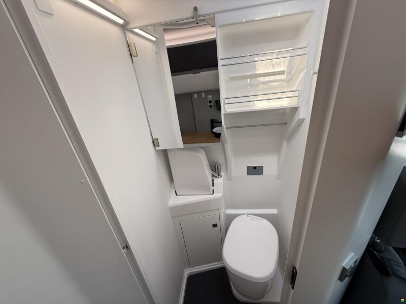 Volkswagen Grand California 680