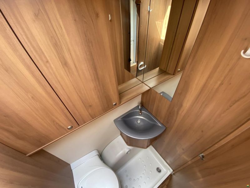 B&uuml;rstner Averso 460 TL