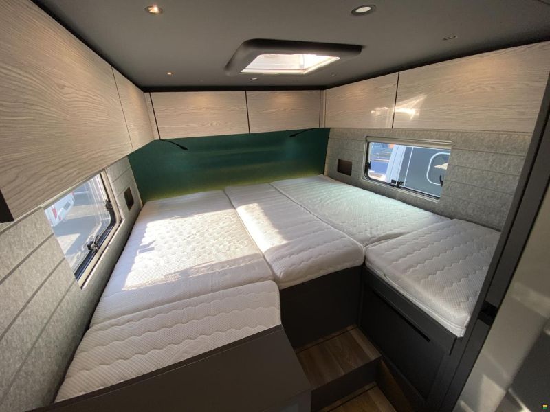 Niesmann-Bischoff Ismove 6.9E