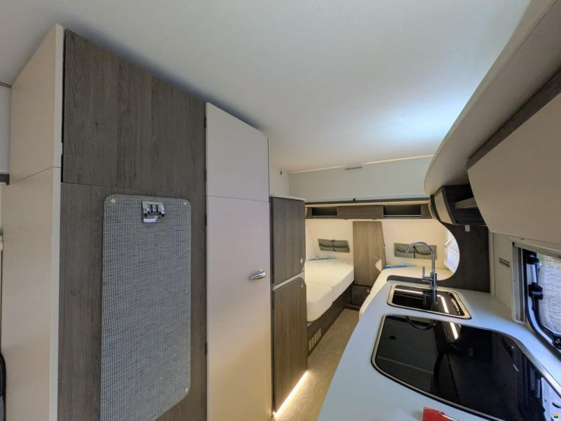 Silver Evasion 430 LJ