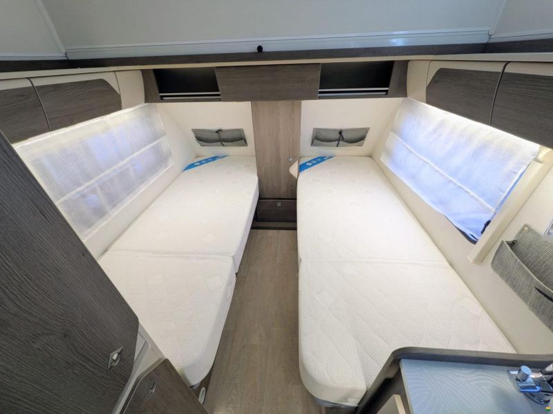 Silver Evasion 430 LJ