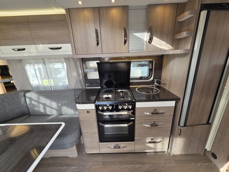 Hobby 720 UKFe Prestige