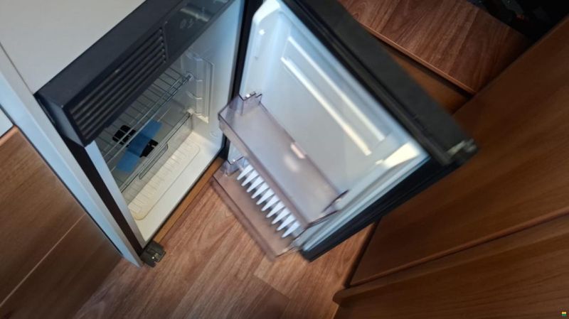 Knaus Van Tourer 600 Automat POP-UP