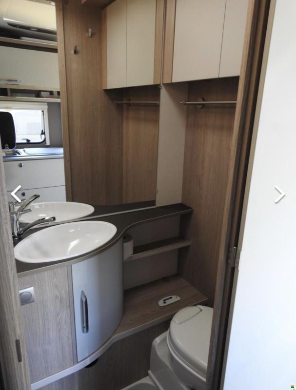 Bürstner Premio Plus 440