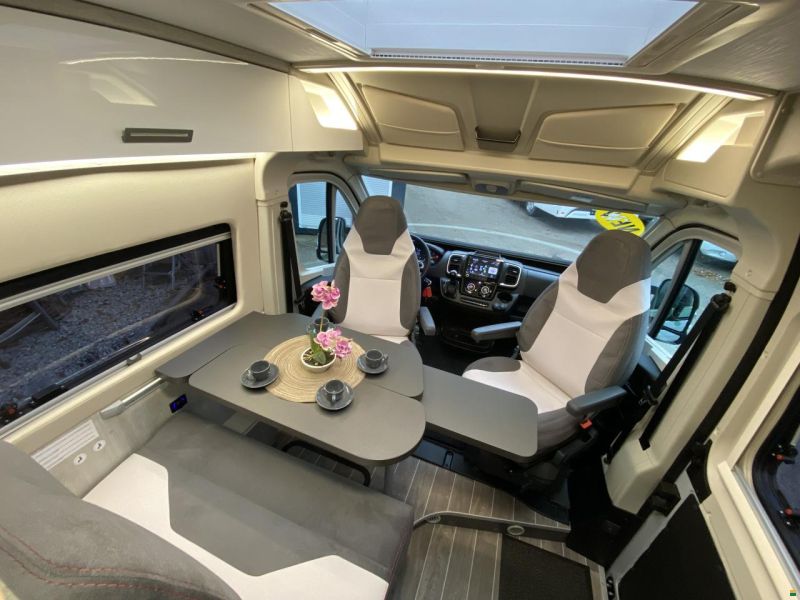 Roller Team Livingstone 2 Sport, Fiat 140PS Automat