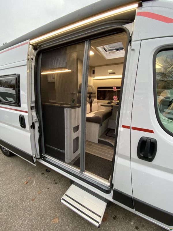 Roller Team Livingstone 2 Sport, Fiat 140PS Automat