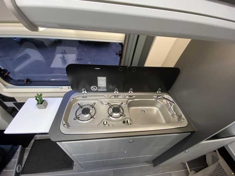 Roller Team Livingstone 2 Sport, Fiat 140PS Automat