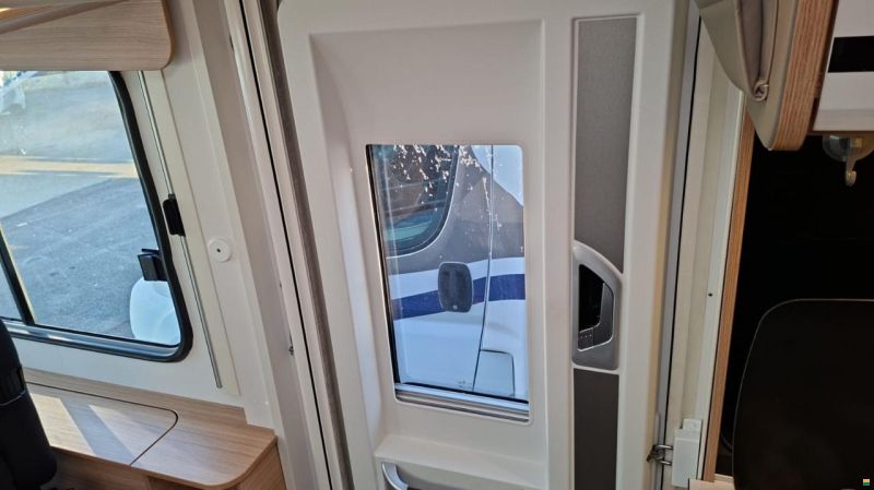 Dethleffs Globebus I006