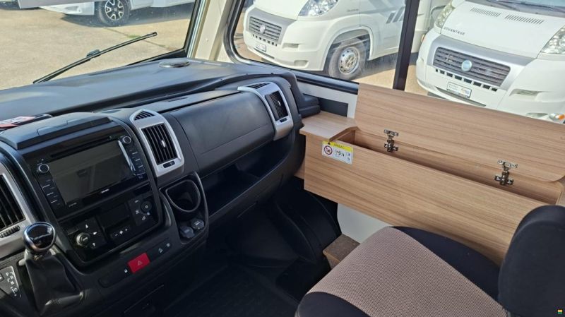 Dethleffs Globebus I006