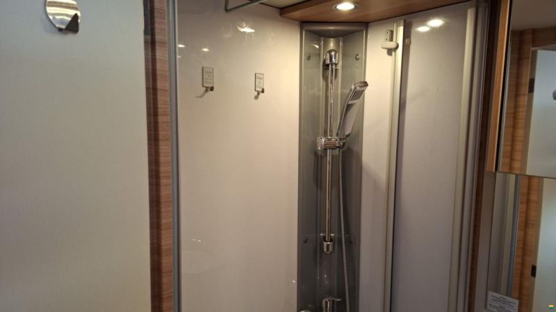 Dethleffs Globebus I006