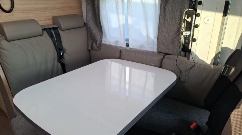 Dethleffs Globebus I006