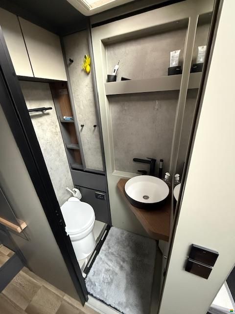 Niesmann-Bischoff iSmove 6.9 E