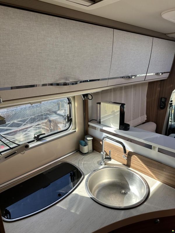 Eura Mobil Profila T 720 EB