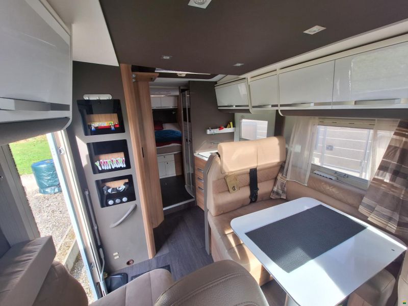 Adria Matrix M 670 SC