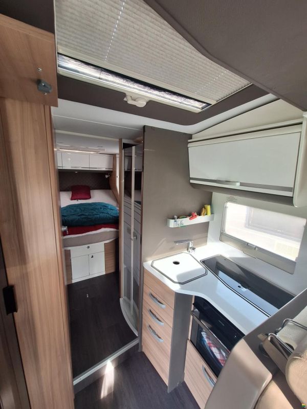 Adria Matrix M 670 SC