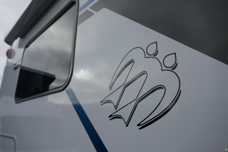 Knaus SKY TI 650 MEG