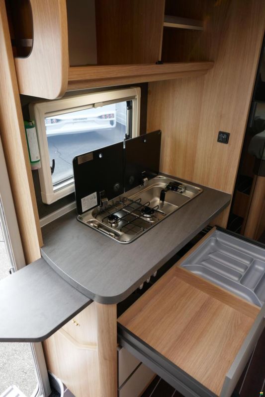 Knaus SKY TI 650 MEG