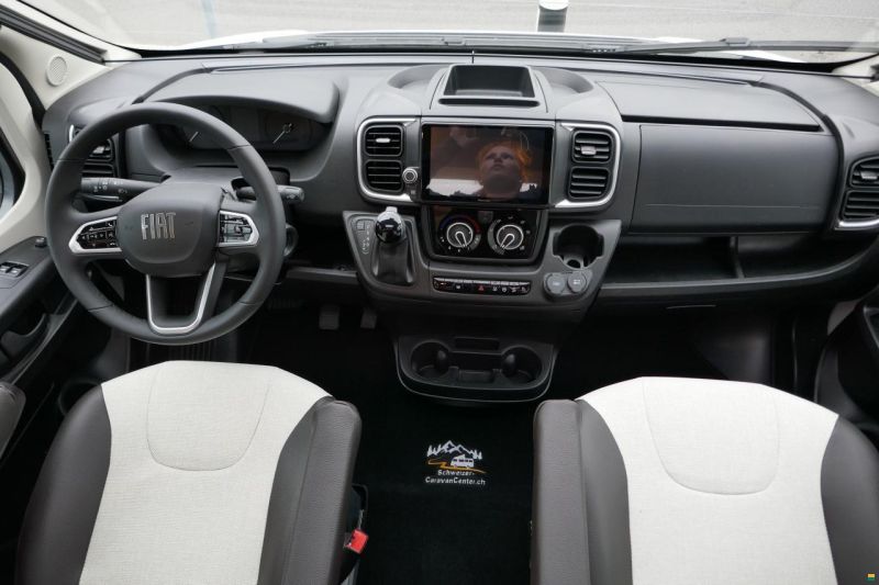 Weinsberg CaraCompact PEPPER 600 MEG