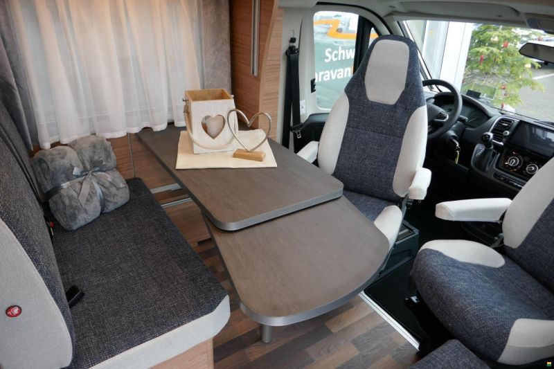 Weinsberg CaraSuite 700 MEG